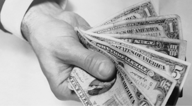 D. Branca, a ‘Banqueira do Povo’, lembra-se? Foi há 25 anos