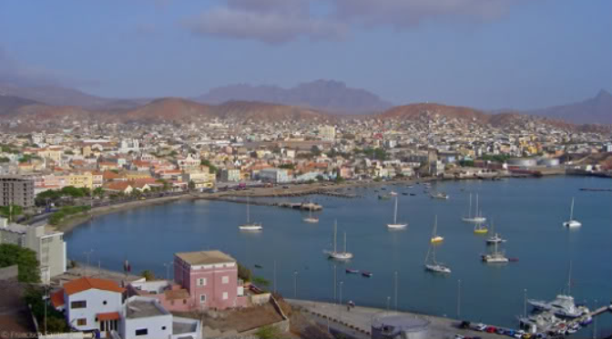 Governo de Cabo Verde saúda medidas do banco central para impulsionar crédito à economia