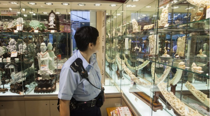 China proíbe importação de marfim durante um ano