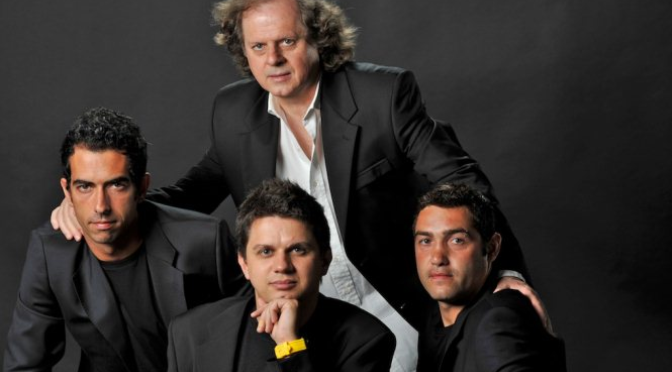 António Manuel Ribeiro (UHF): “Estas maquetas revelam a atitude muito séria que tínhamos perante a música, logo em 1980”