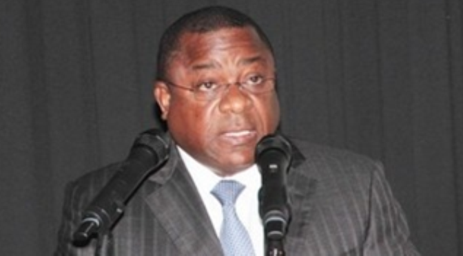 Ministro Angolano aponta necessidade de renovação do sistema judicial