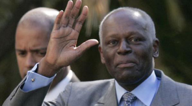 Presidente da República de Angola confere posse a novos responsáveis