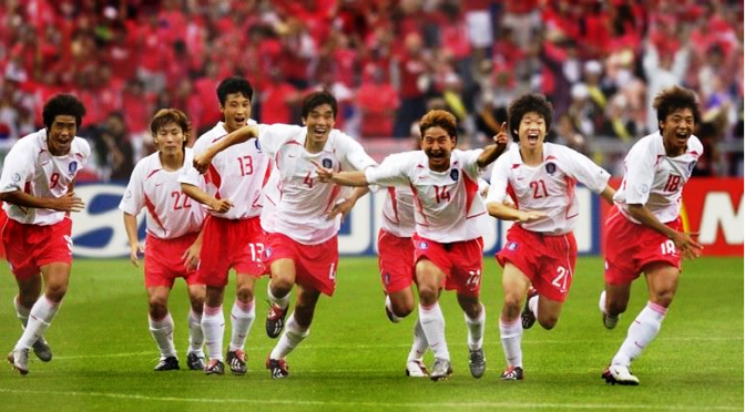 Jornal italiano acusa a FIFA de favorecer a Coreia do Sul no Mundial de 2002
