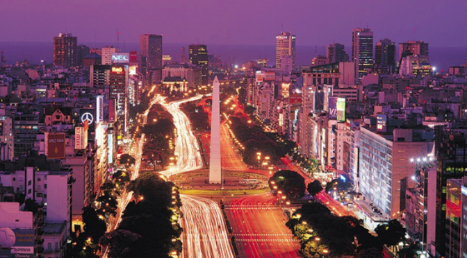 Juiz dos EUA condena Argentina a pagar 4.700 milhões de euros a credores