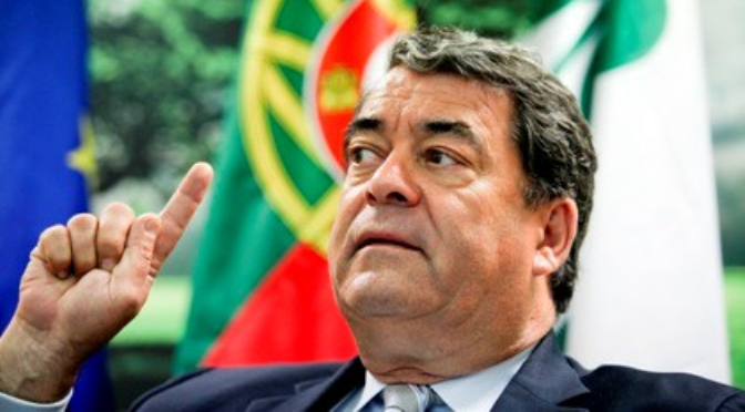 Marinho e Pinto: “Isto é um caso de polícia. O Congresso foi quase um assalto ao partido”