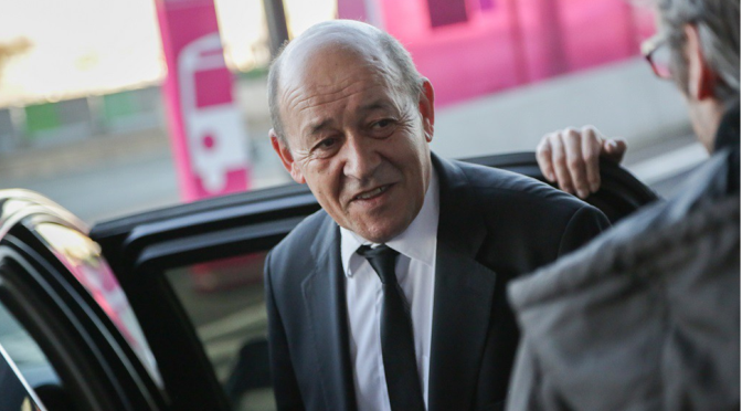 França e EUA intensificam cooperação militar contra Estado Islâmico