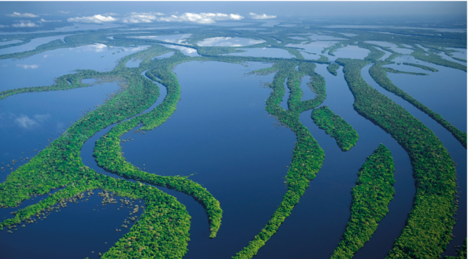 A água potável é um dos recursos finitos que está em fim de ciclo no que toca à sua extração direta