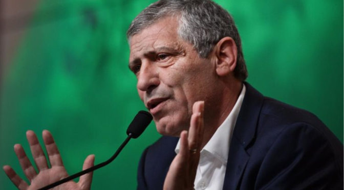O seleccionador nacional Fernando Santos revelou as suas escolhas para o Euro 2016