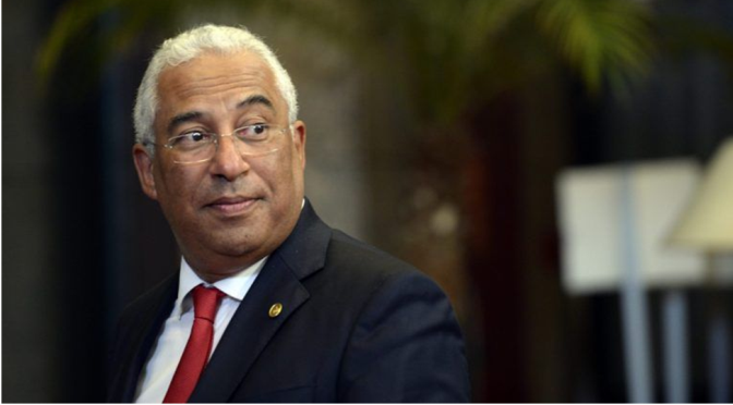 António Costa contradiz Mário Centeno sobre as previsões económicas