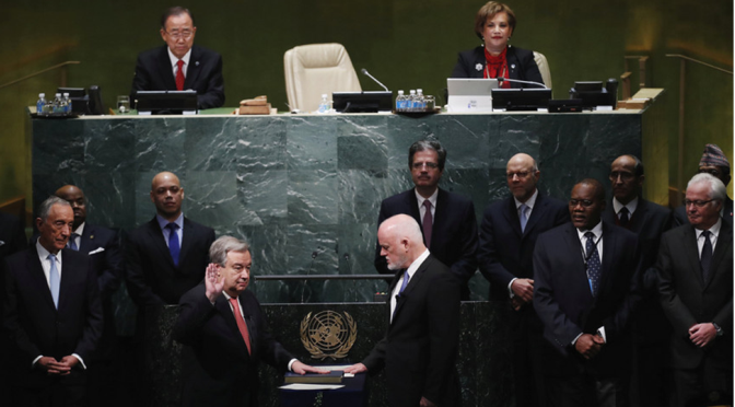 António Guterres jurou sobre a Carta das Nações Unidas e promete ajudar a resolver os conflitos mundiais