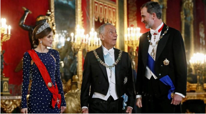 O rei Felipe VI destaca que Portugal e Espanha estão a caminhar de “mãos dadas” rumo ao progresso das duas nações