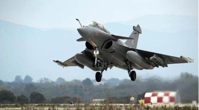 Caxemira está refém da política nuclear e a tensão com o Paquistão está a atingir níveis intoleráveis