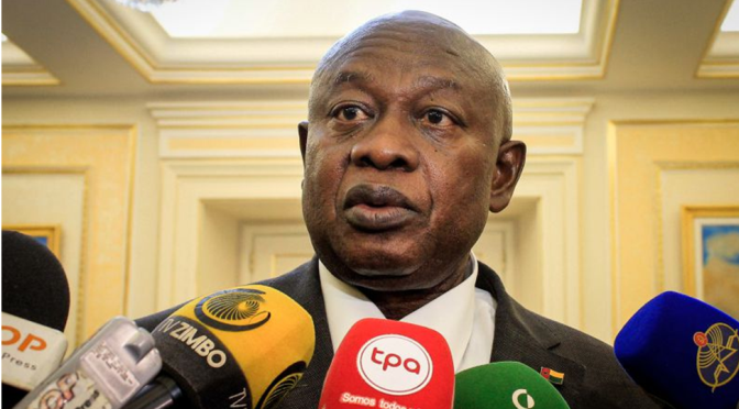 Presidente do parlamento guineense defende que Guiné-Bissau deve sair da incerteza e indecisão