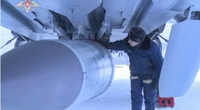 NATO avisa Rússia de que a instalação de alguns mísseis hipersónicos em Kaliningrado não reduz as tensões geopolíticas