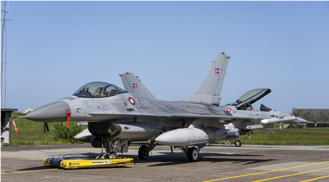 Portugal apto para treinar pilotos e mecânicos ucranianos para operarem os F-16